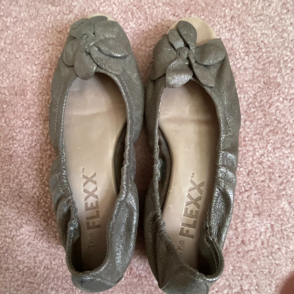 FLEXX Open Toe Ballerina Flats Size 6